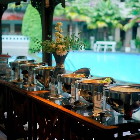 فندق تشاكرا كيمبانج يوجياكارتا Kejayan المظهر الخارجي الصورة