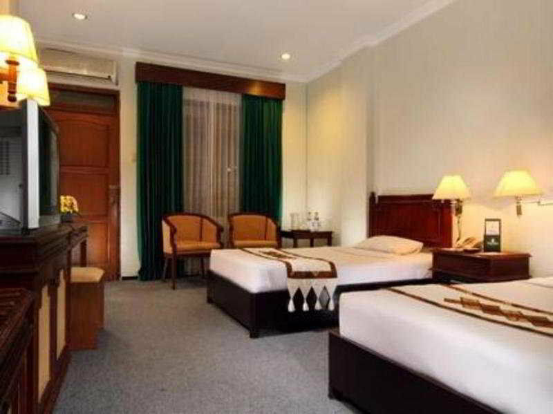 فندق تشاكرا كيمبانج يوجياكارتا Kejayan المظهر الخارجي الصورة